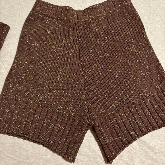 Free people beach sweater mock neck shorts set $168.00  Sweater and Shorts Set - Picture 3 of 4